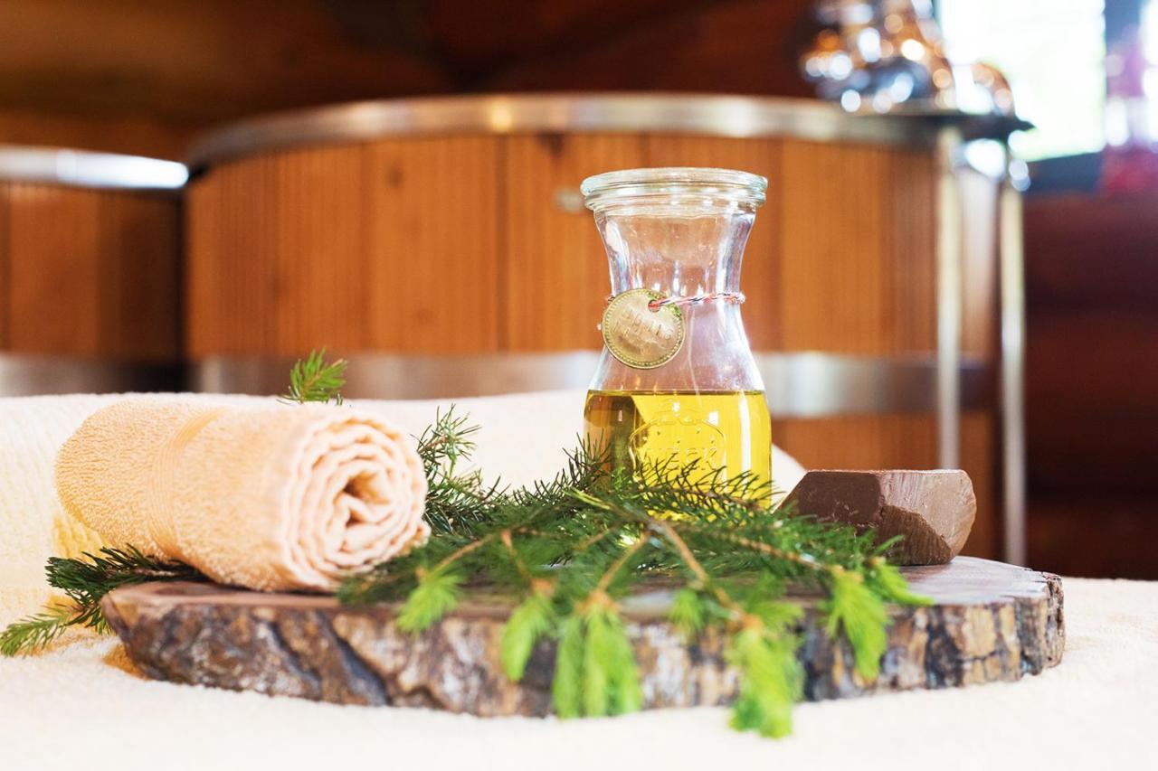 Hotel Lamm Baiersbronn Mitteltal エクステリア 写真
