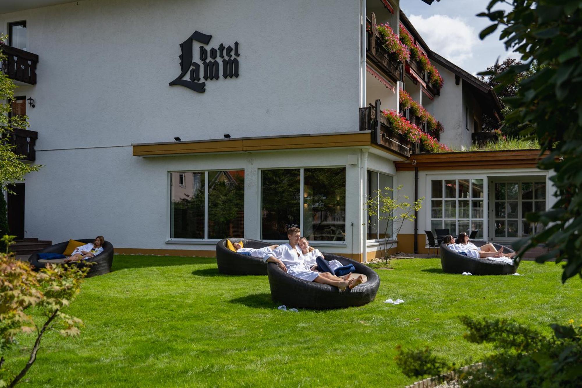 Hotel Lamm Baiersbronn Mitteltal エクステリア 写真