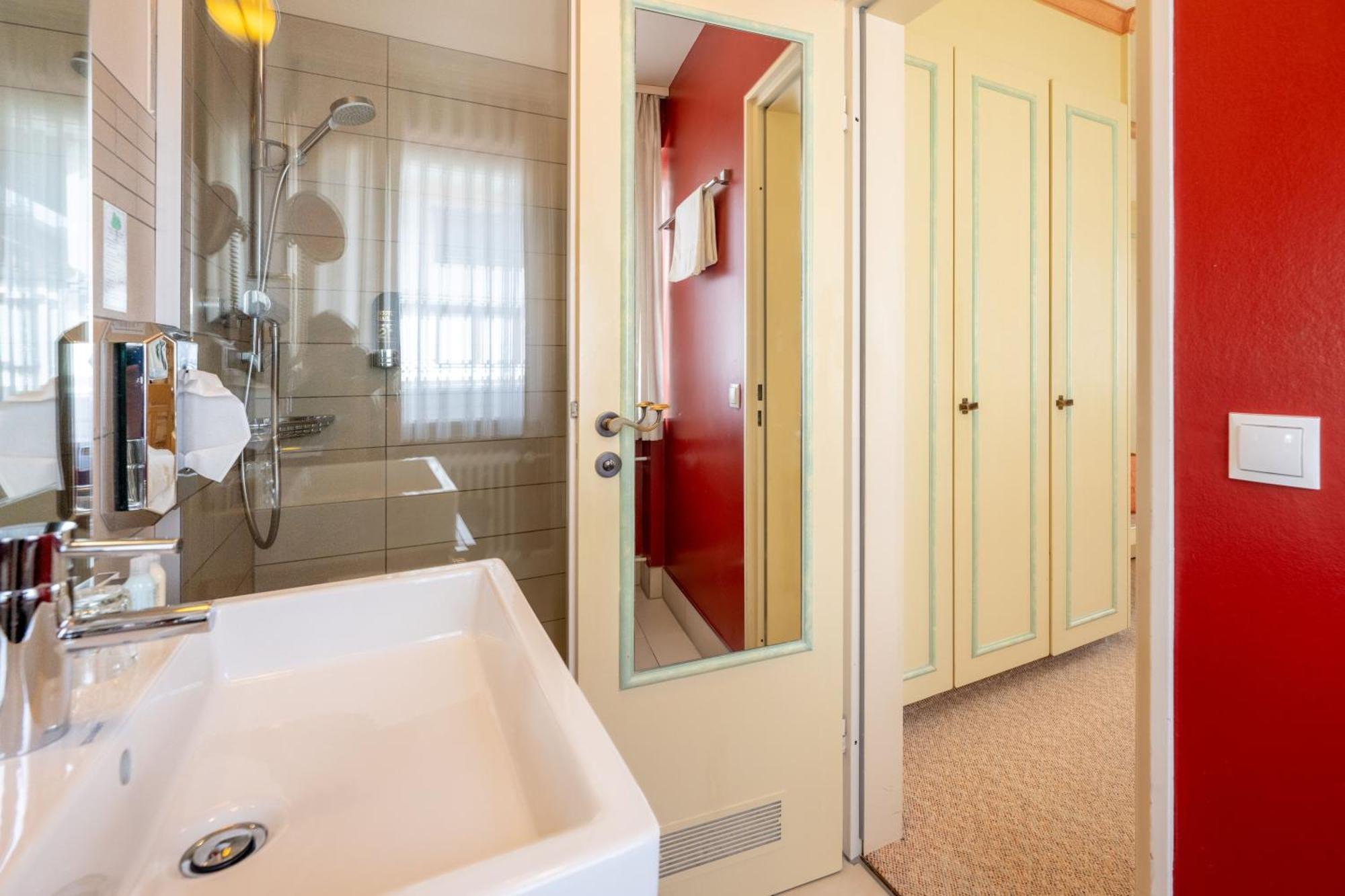 Hotel Lamm Baiersbronn Mitteltal エクステリア 写真