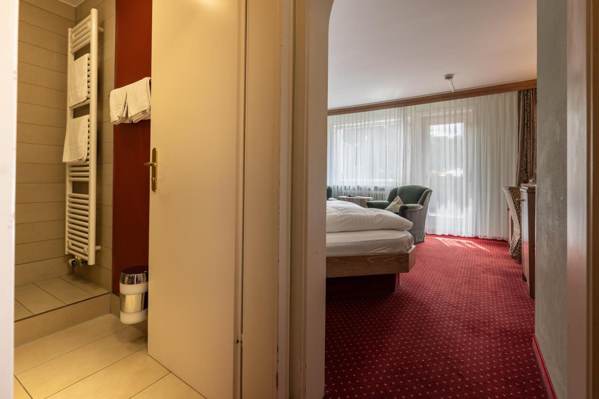 Hotel Lamm Baiersbronn Mitteltal エクステリア 写真
