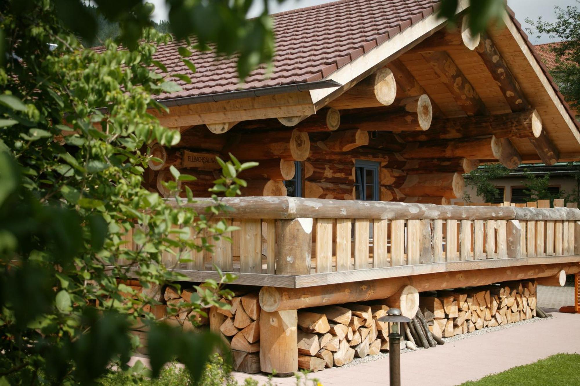 Hotel Lamm Baiersbronn Mitteltal エクステリア 写真